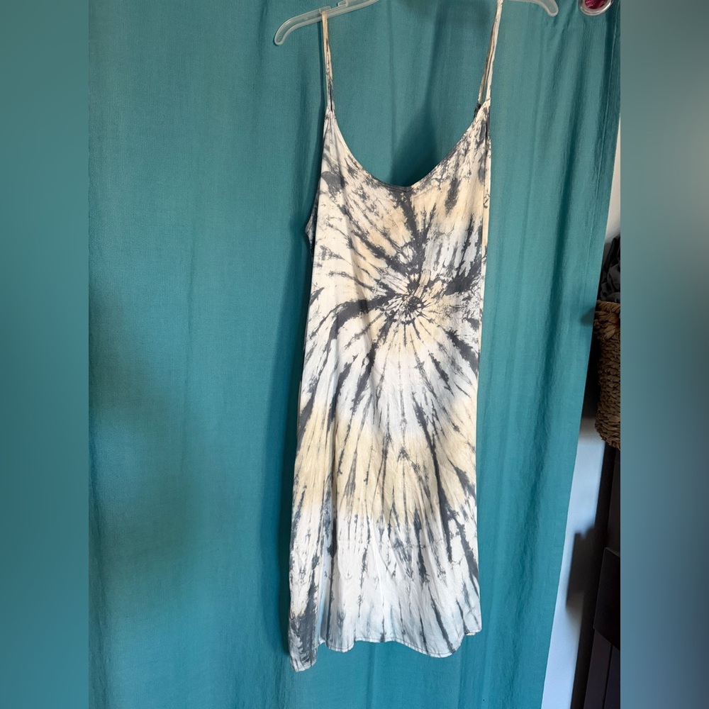 Volcom women’s tie dye slip dress XL
